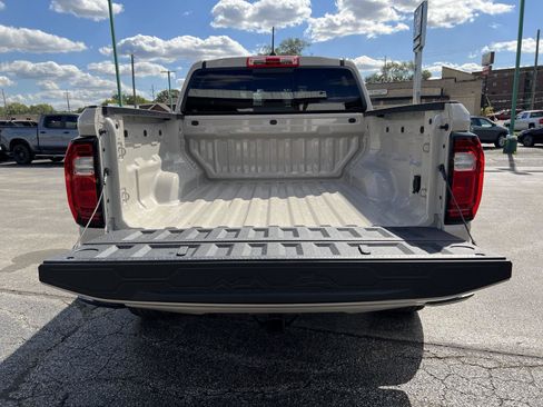 New 2026 GMC Canyon AT4 image 42