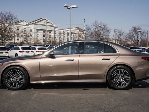 Certified 2024 Mercedes-Benz E 350 4MATIC Sedan image 4