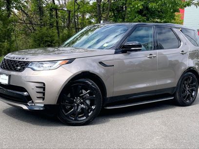Certified 2025 Land Rover Discovery Dynamic SE