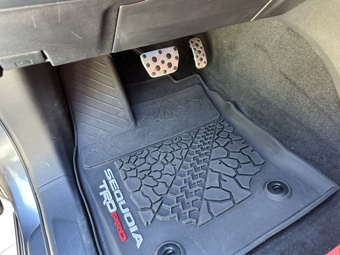 Used 2024 Toyota Sequoia TRD Pro AWD/4WD image 76