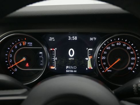 Used 2018 Jeep Wrangler Unlimited Sport S image 18