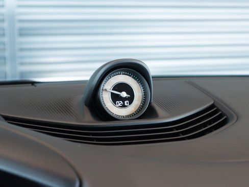 Certified 2022 Porsche Taycan Turbo S image 23