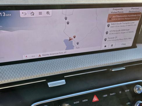 Used 2025 Genesis GV80 3.5T Prestige image 25