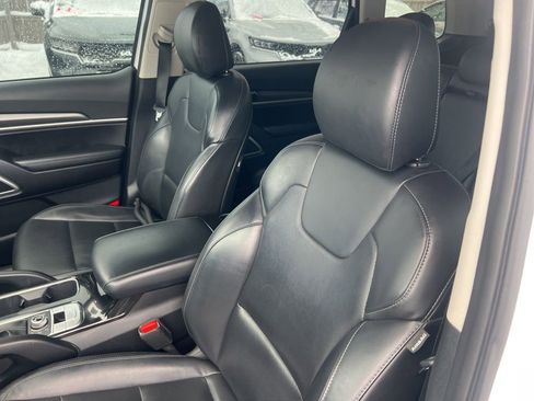 Used 2021 Kia Telluride LX image 5