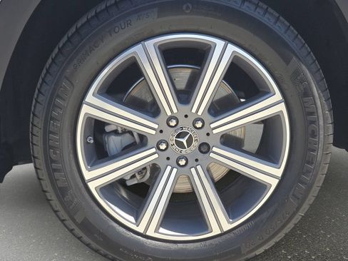 Used 2022 Mercedes-Benz GLS 450 4MATIC image 39