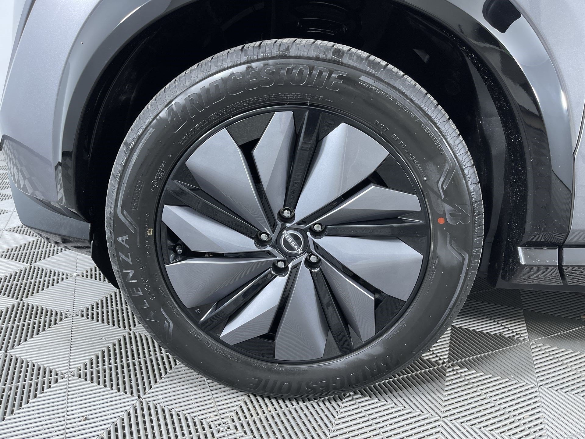 Certified 2024 Nissan Ariya AWD image 25