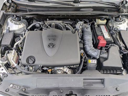 Used 2018 Toyota Camry XSE image 22