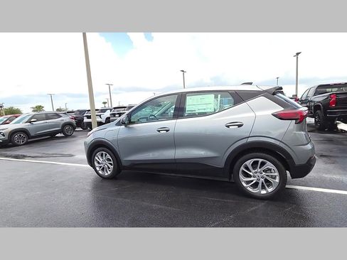 New 2027 Chevrolet Bolt LT w/ Comfort Package FWD image 19