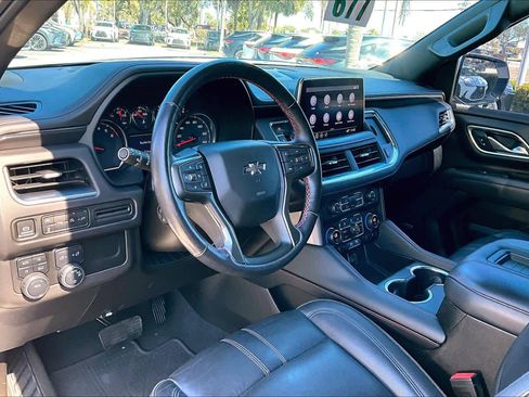 Used 2021 Chevrolet Suburban RST w/ Luxury Package image 18