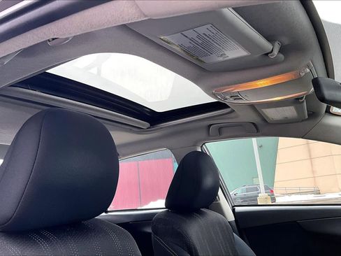 Used 2012 Toyota Corolla S image 14