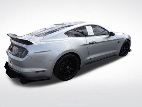 Used 2020 Ford Mustang GT Premium RWD image 13