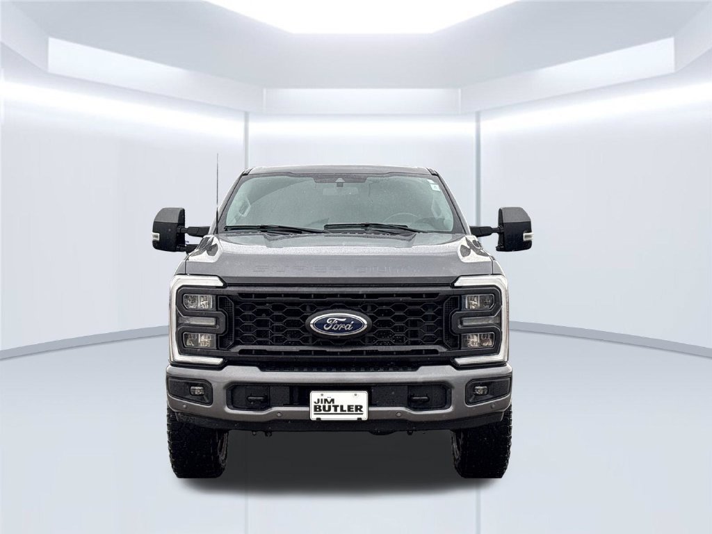 Used 2023 Ford F250 Lariat w/ Lariat Ultimate Package AWD/4WD image 12