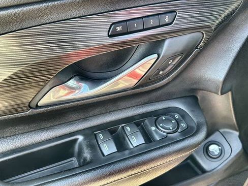 Used 2019 GMC Terrain SLT w/ Preferred Package FWD image 22