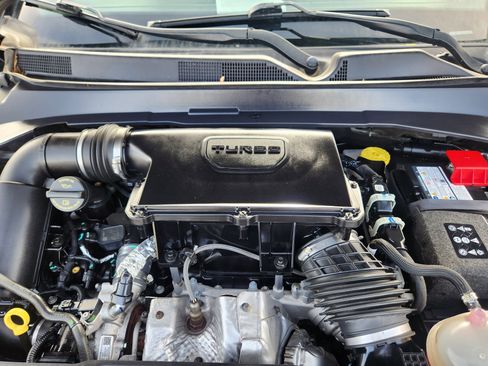 Used 2023 Jeep Compass Trailhawk image 21