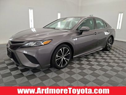 Used 2020 Toyota Camry SE w/ Cold Weather Package