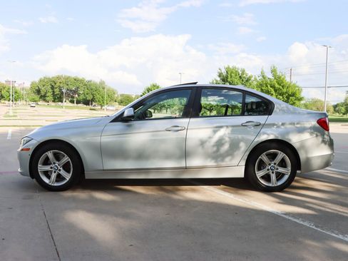 Used 2015 BMW 328i xDrive Sedan AWD/4WD image 4