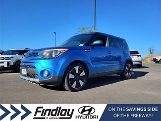 Used 2018 Kia Soul + image 1