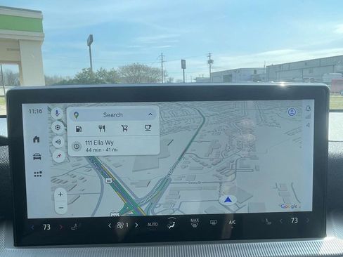 New 2025 Ford Explorer Active image 18