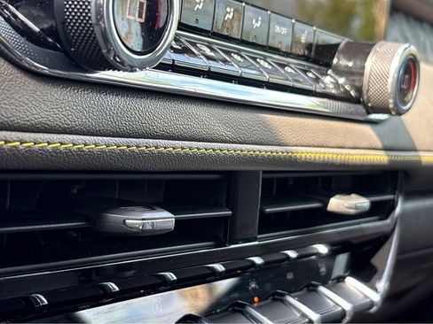 Certified 2024 Chevrolet Colorado ZR2 image 10