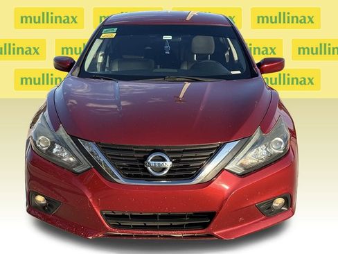 Used 2016 Nissan Altima 2.5 SR image 15