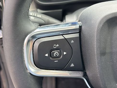 Certified 2023 Volvo XC40 B5 Plus w/ Driver Assist Package AWD/4WD image 16