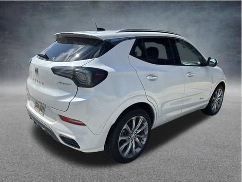 Used 2024 Buick Encore GX Avenir w/ LPO, Road Trip Package FWD image 8