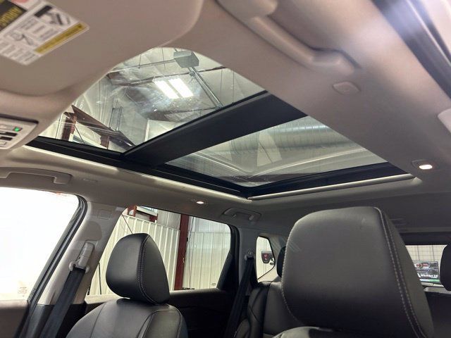 Used 2023 Nissan Rogue SL AWD/4WD image 33
