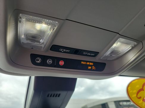 Certified 2023 Chevrolet Equinox LT FWD image 18