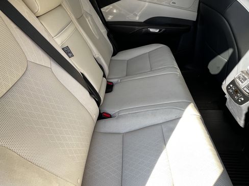 Used 2023 Lexus RX 350 FWD w/ Cold Area Package image 39