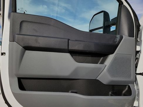 New 2026 Ford F350 XL w/ XL Off-Road Package AWD/4WD image 18