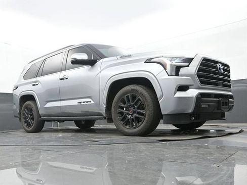 Used 2024 Toyota Sequoia SR5 w/ SR5 Premium Package RWD image 9