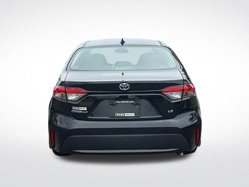 Used 2021 Toyota Corolla LE FWD image 6