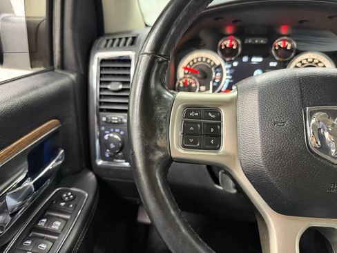 Used 2017 RAM 1500 Laramie w/ Convenience Group AWD/4WD image 27