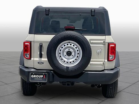 Used 2025 Ford Bronco 4-Door AWD/4WD image 5