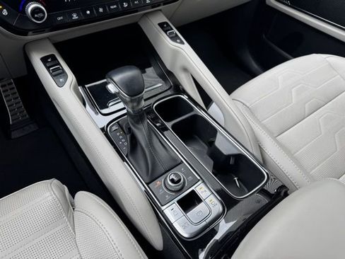 Used 2020 Kia Telluride SX w/ SX Prestige Package image 17