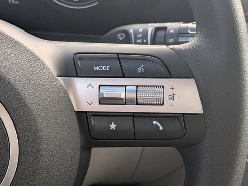 New 2026 Hyundai Tucson SE image 30