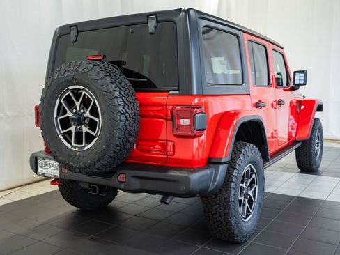 New 2026 Jeep Wrangler Unlimited Rubicon AWD/4WD image 4