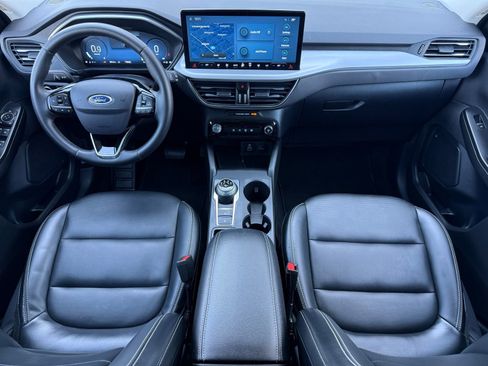 Used 2025 Ford Escape Platinum image 17