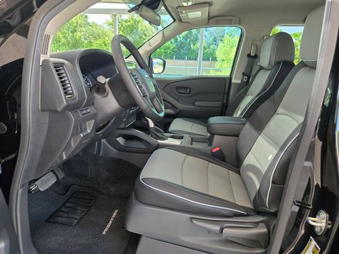 Used 2023 Nissan Frontier S w/ Technology Package RWD image 10