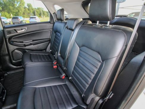 Used 2023 Ford Edge SEL w/ Convenience Package AWD/4WD image 9