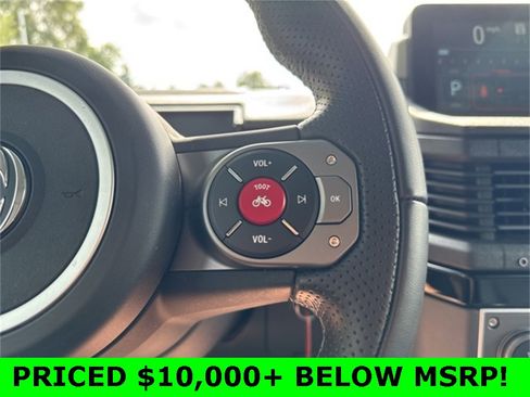 Used 2024 INEOS Grenadier Fieldmaster Edition image 12