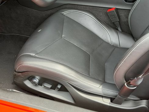Used 2025 Chevrolet Corvette Stingray Preferred Conv w/ Stealth Interior Trim Package RWD image 20
