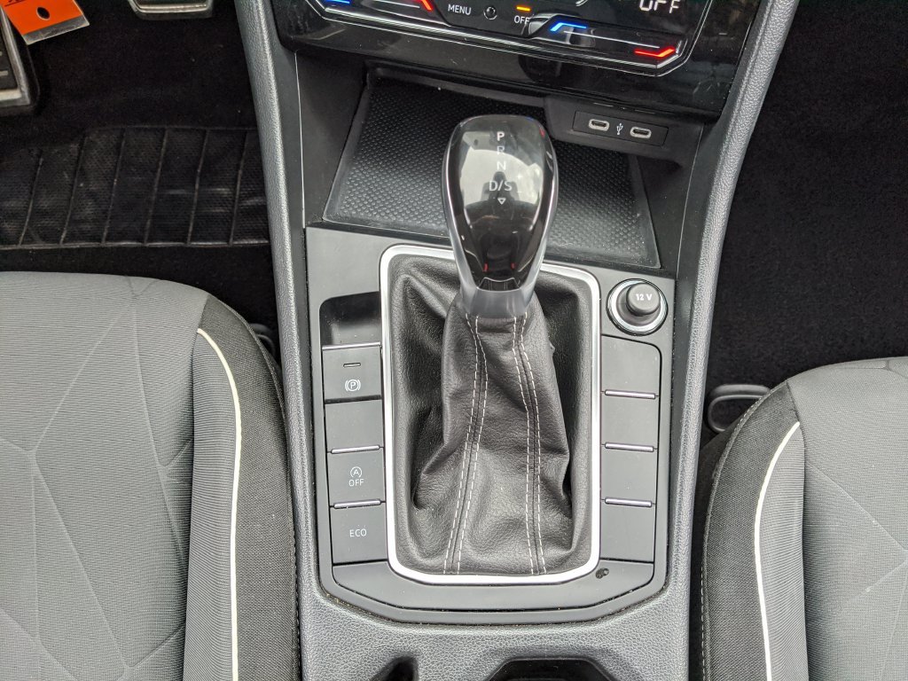 Used 2025 Volkswagen Jetta Sport FWD image 9