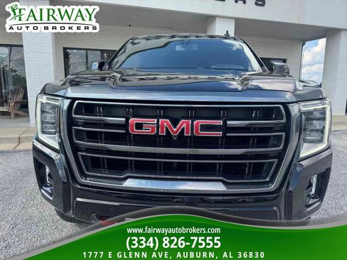 Used 2021 GMC Yukon AT4 AWD/4WD image 3