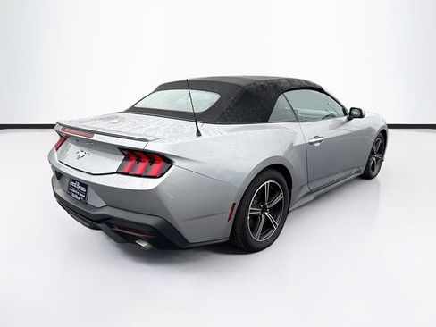 Used 2025 Ford Mustang Premium RWD image 9