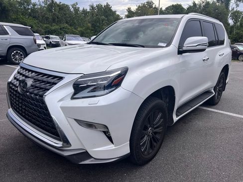 Used 2023 Lexus GX 460 Premium w/ Accessory Package AWD/4WD image 2