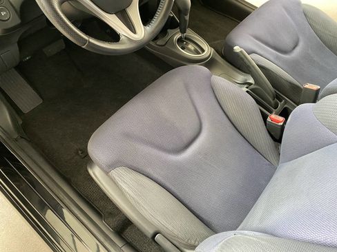 Used 2013 Honda Fit Sport image 25