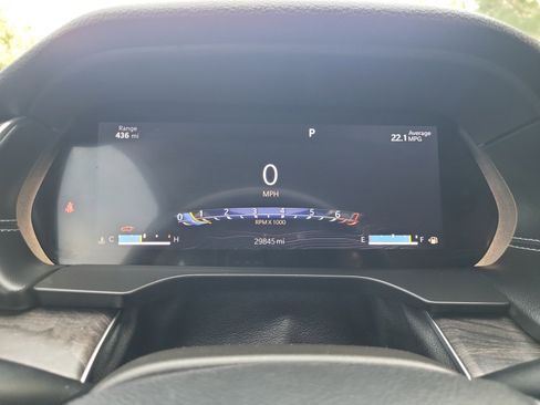 Used 2022 Jeep Grand Cherokee Limited image 10