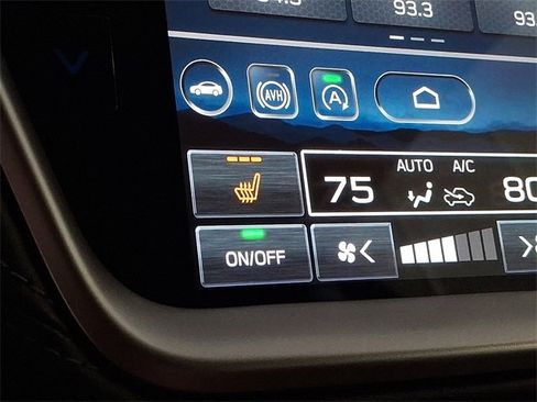 Certified 2025 Subaru Outback Premium image 24