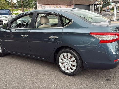 Used 2015 Nissan Sentra SV FWD image 21